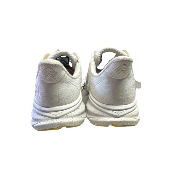 HOKA ONE ONE Clifton 9 Wide Lace-Up White Low Top Men/ Women  Sneaker main image 15